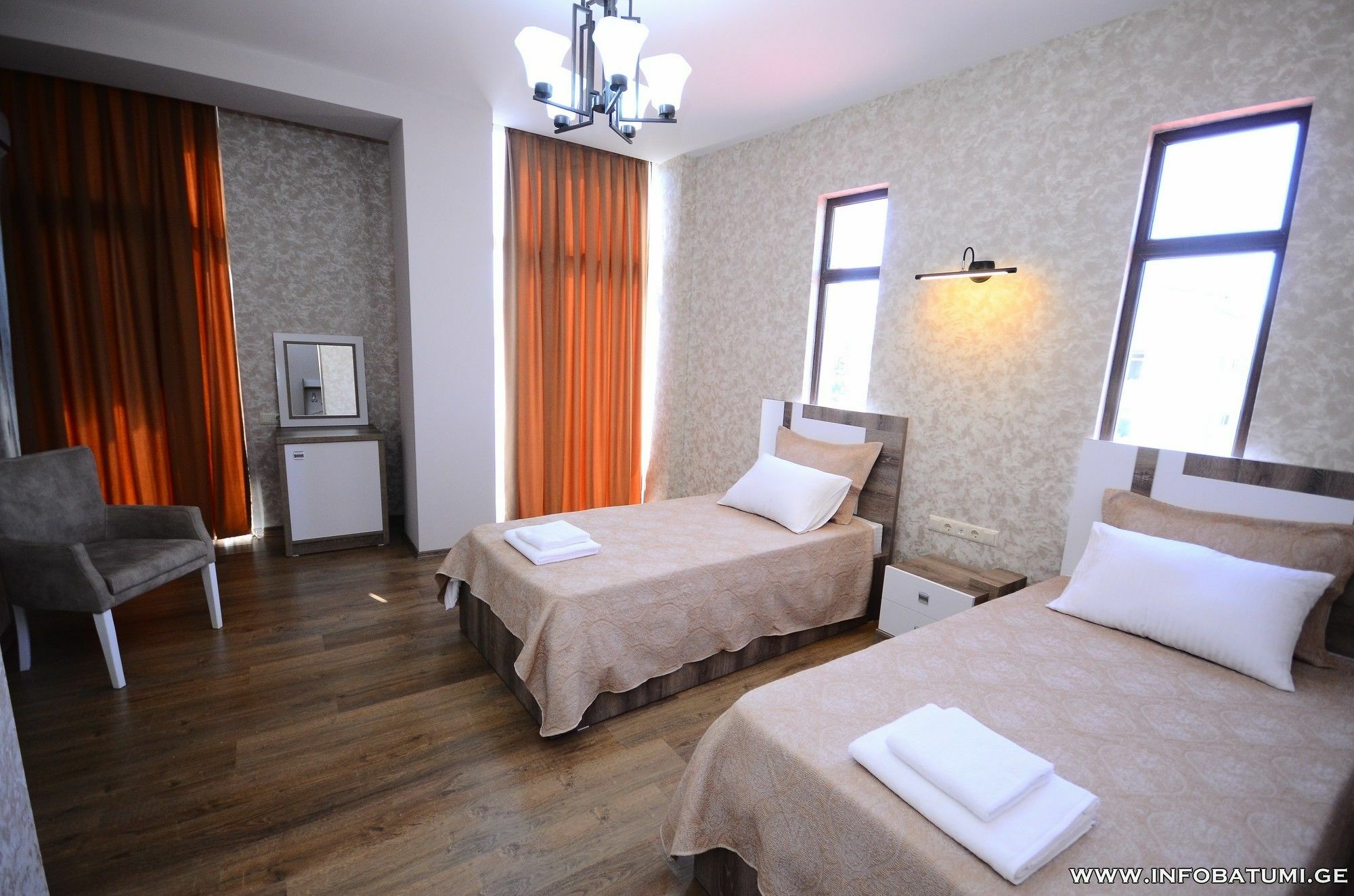 Dream Tower Hotel Батуми Екстериор снимка